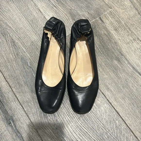 • Everlane • Women’s The Day Heel Leather BlackSize 8