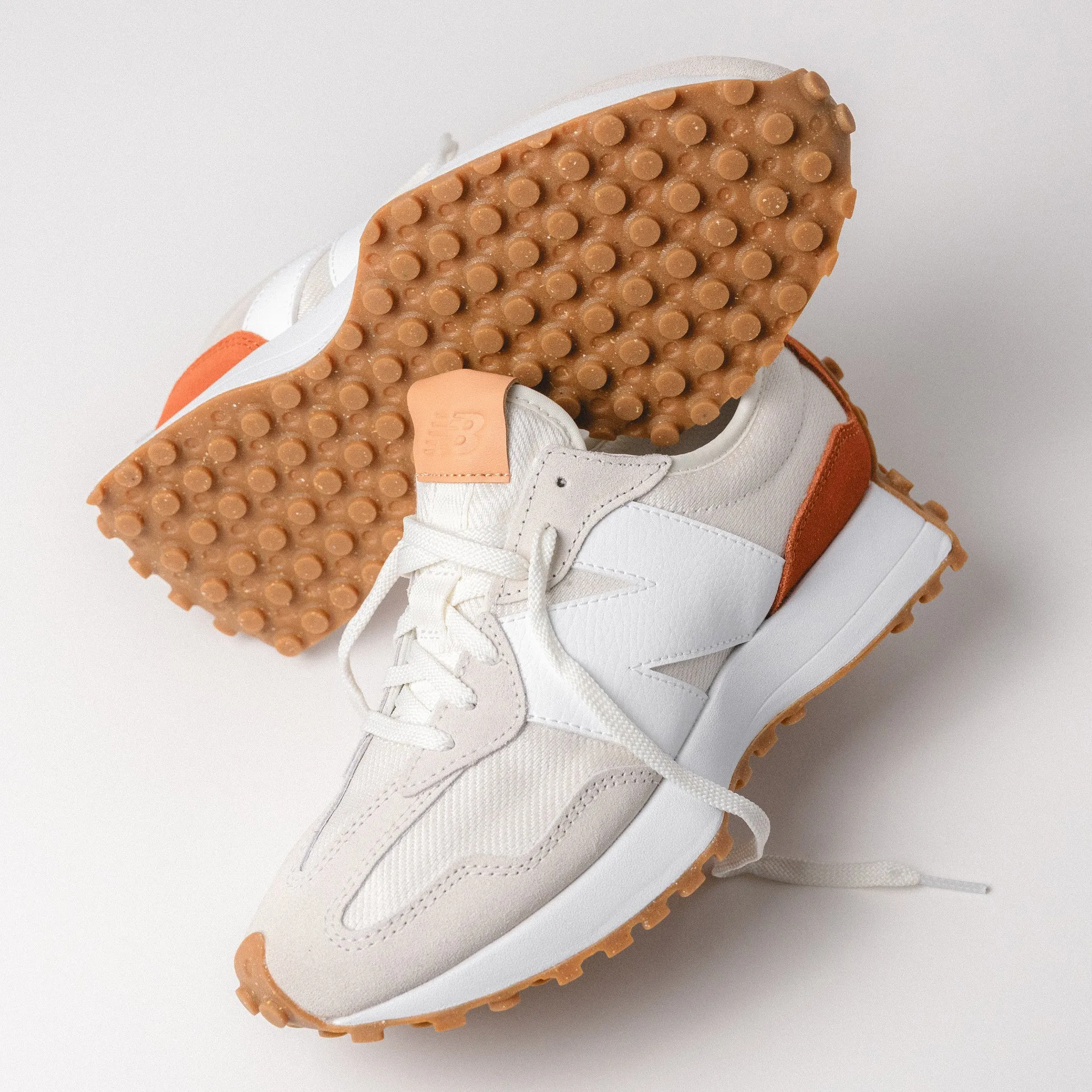 327 V1 - RUST - SUEDE/MESH