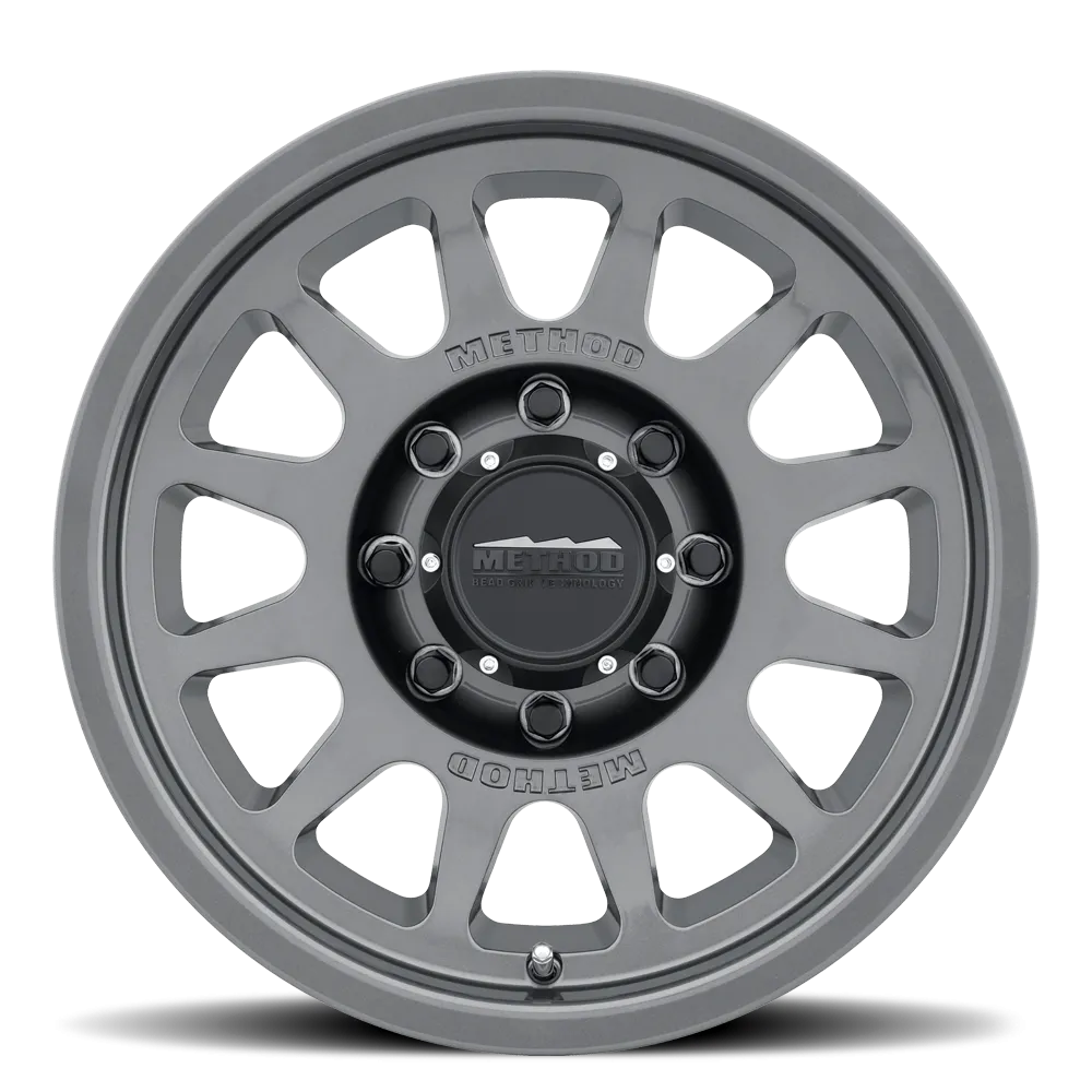 703 | Gloss Titanium