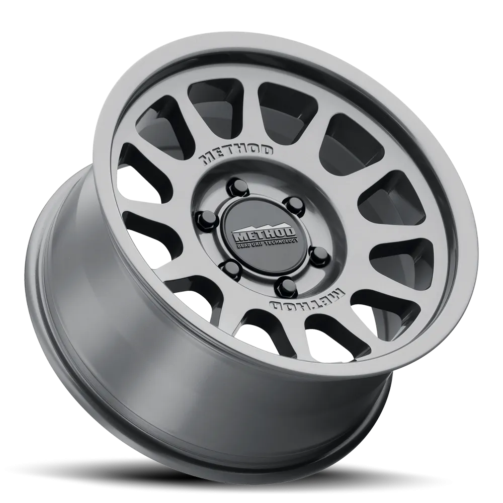 703 | Gloss Titanium