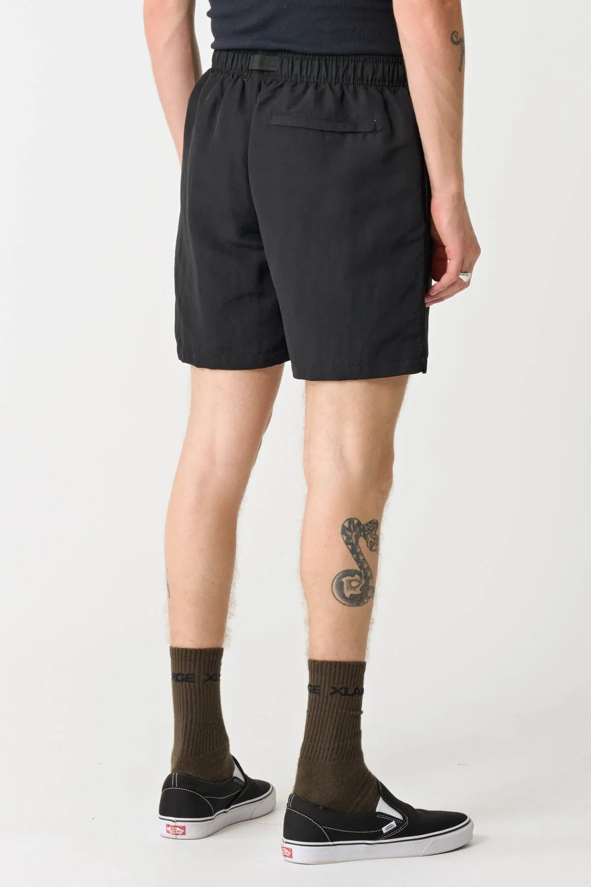 91 HIKE SHORT - BLACK
