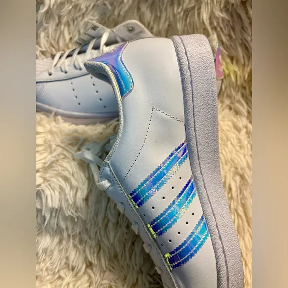 Adidas Stan Smith VS Superstar Shoes Big Kid Size 6/Women 7.5, White/Iridescent