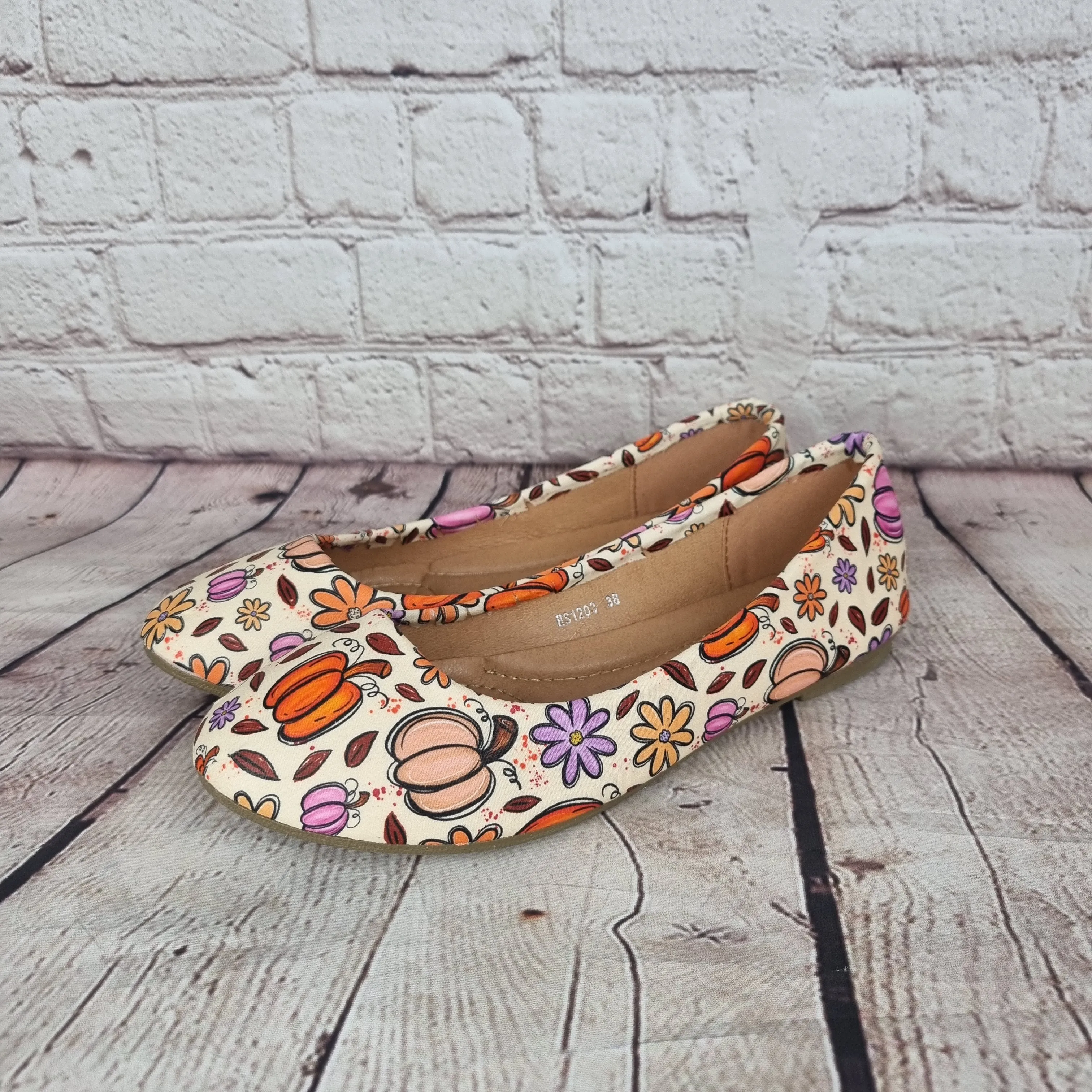 Autumn Pumpkins women dolly pumps