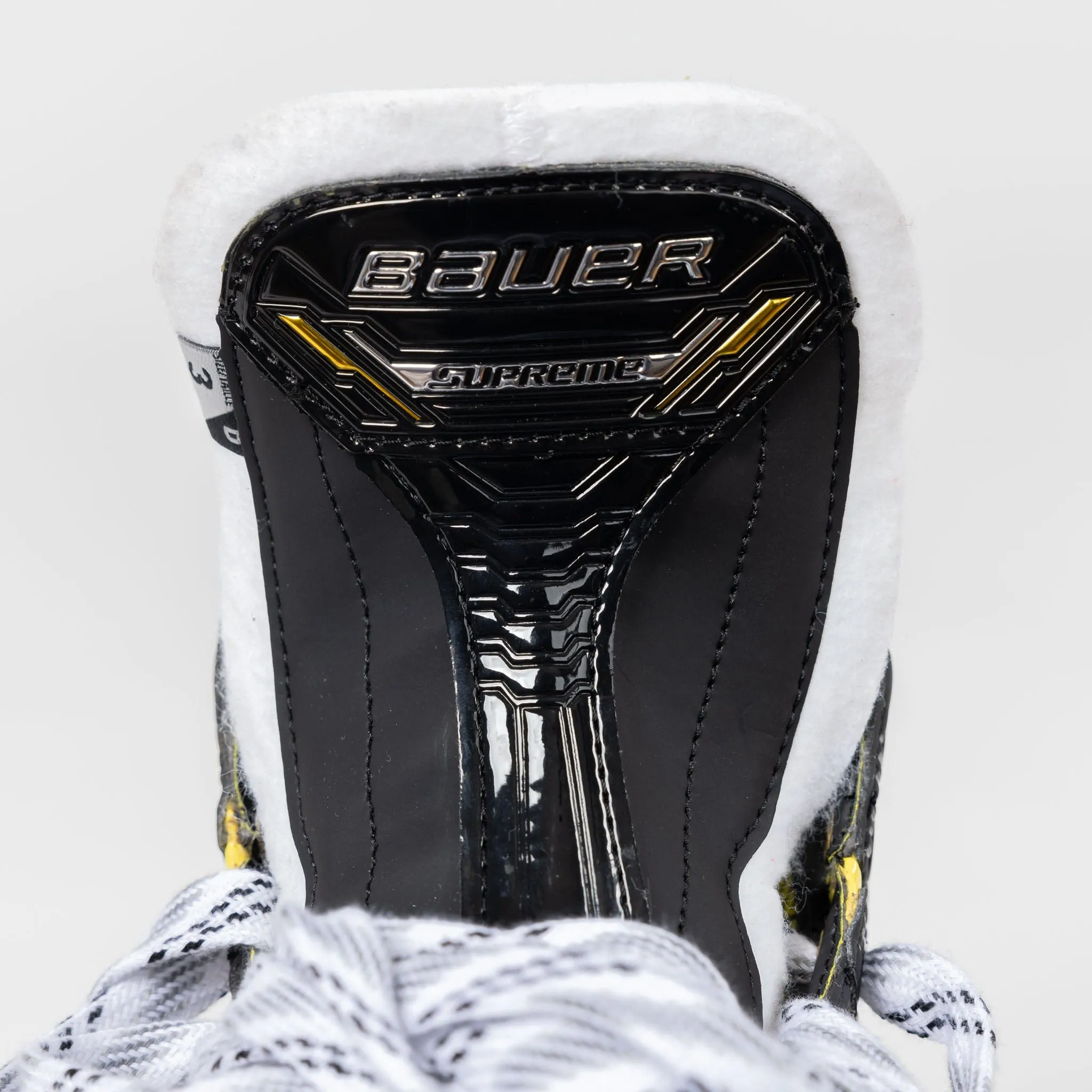 Bauer Supreme M5 Pro Junior Hockey Skates w/ Pulse Steel