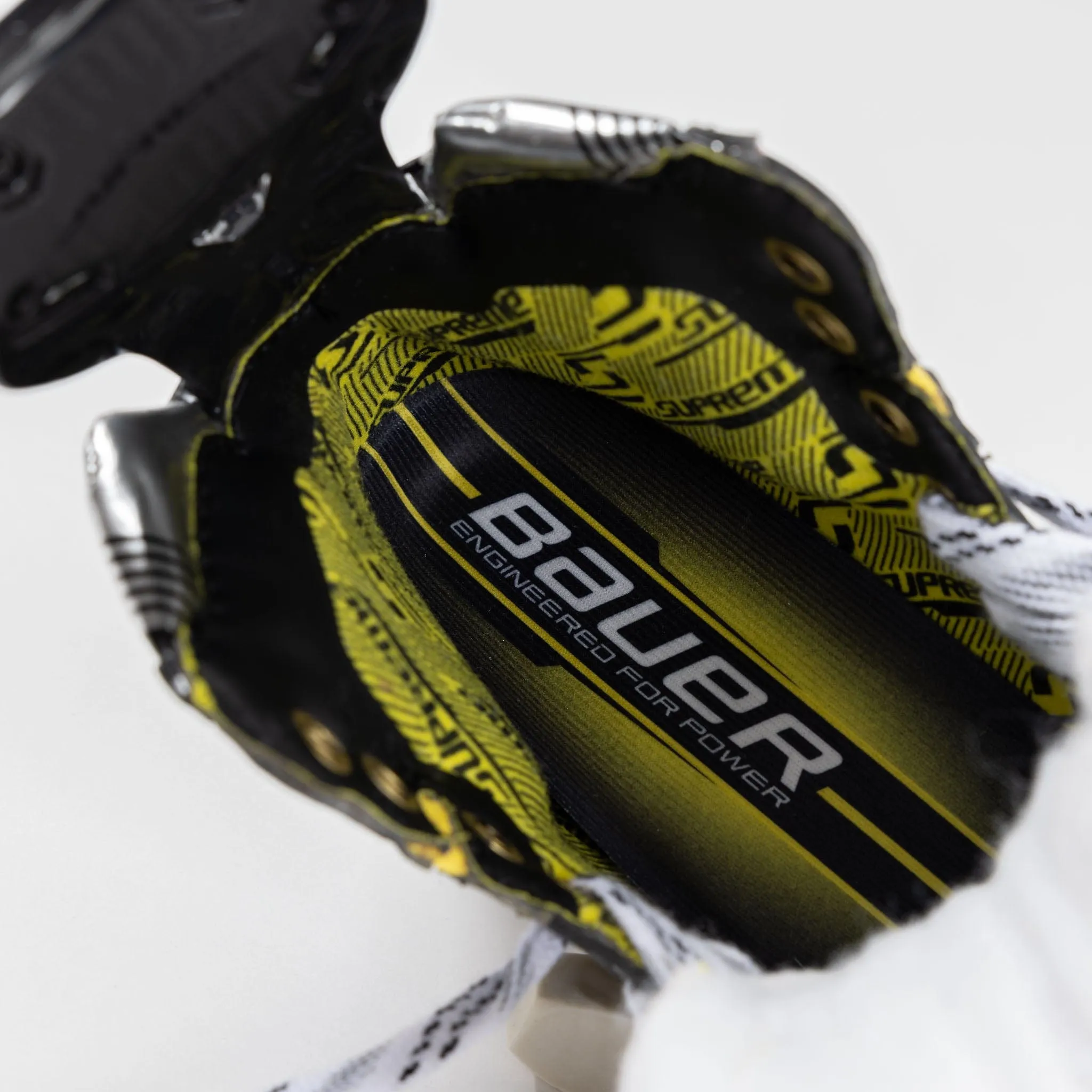 Bauer Supreme M5 Pro Junior Hockey Skates w/ Pulse Steel