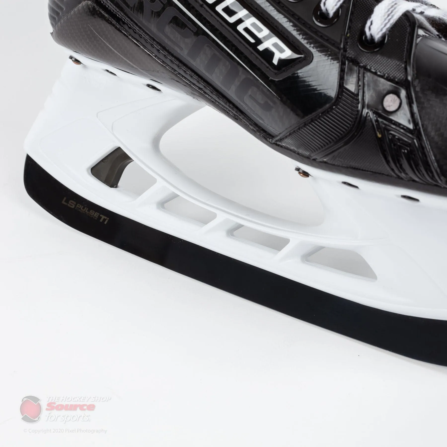 Bauer Supreme UltraSonic Senior Hockey Skates