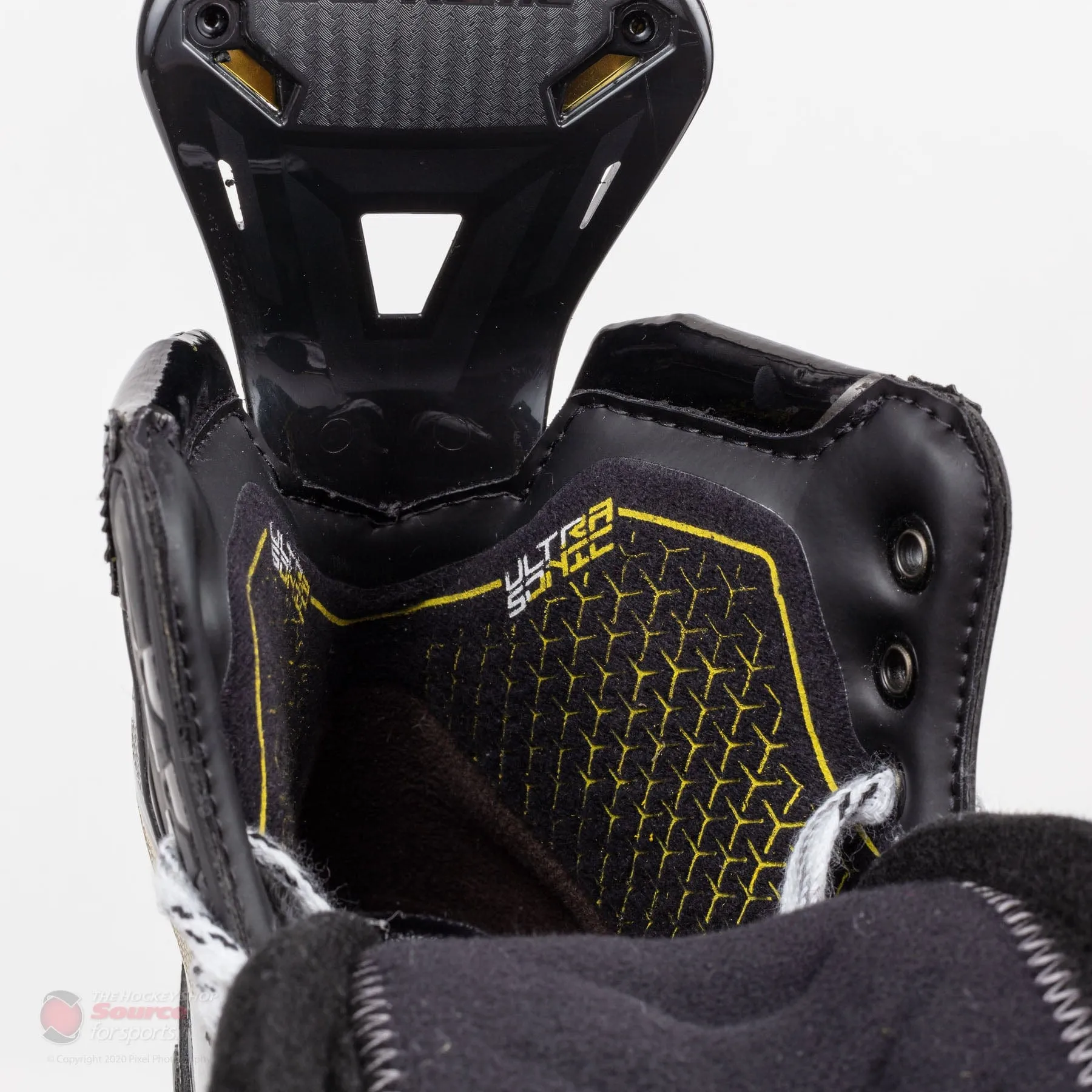 Bauer Supreme UltraSonic Senior Hockey Skates