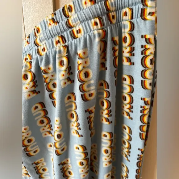 BP. Be Proud Pride Print NWT Gender Inclusive Joggers In Blue Falls Mania Size L