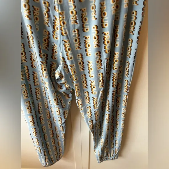 BP. Be Proud Pride Print NWT Gender Inclusive Joggers In Blue Falls Mania Size L
