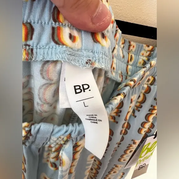 BP. Be Proud Pride Print NWT Gender Inclusive Joggers In Blue Falls Mania Size L