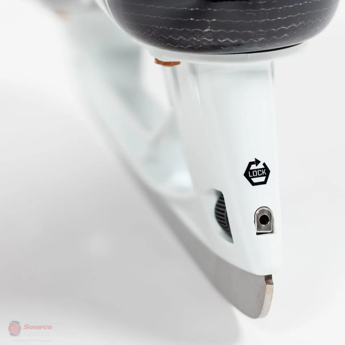 CCM Jetspeed FT490 Senior Hockey Skates