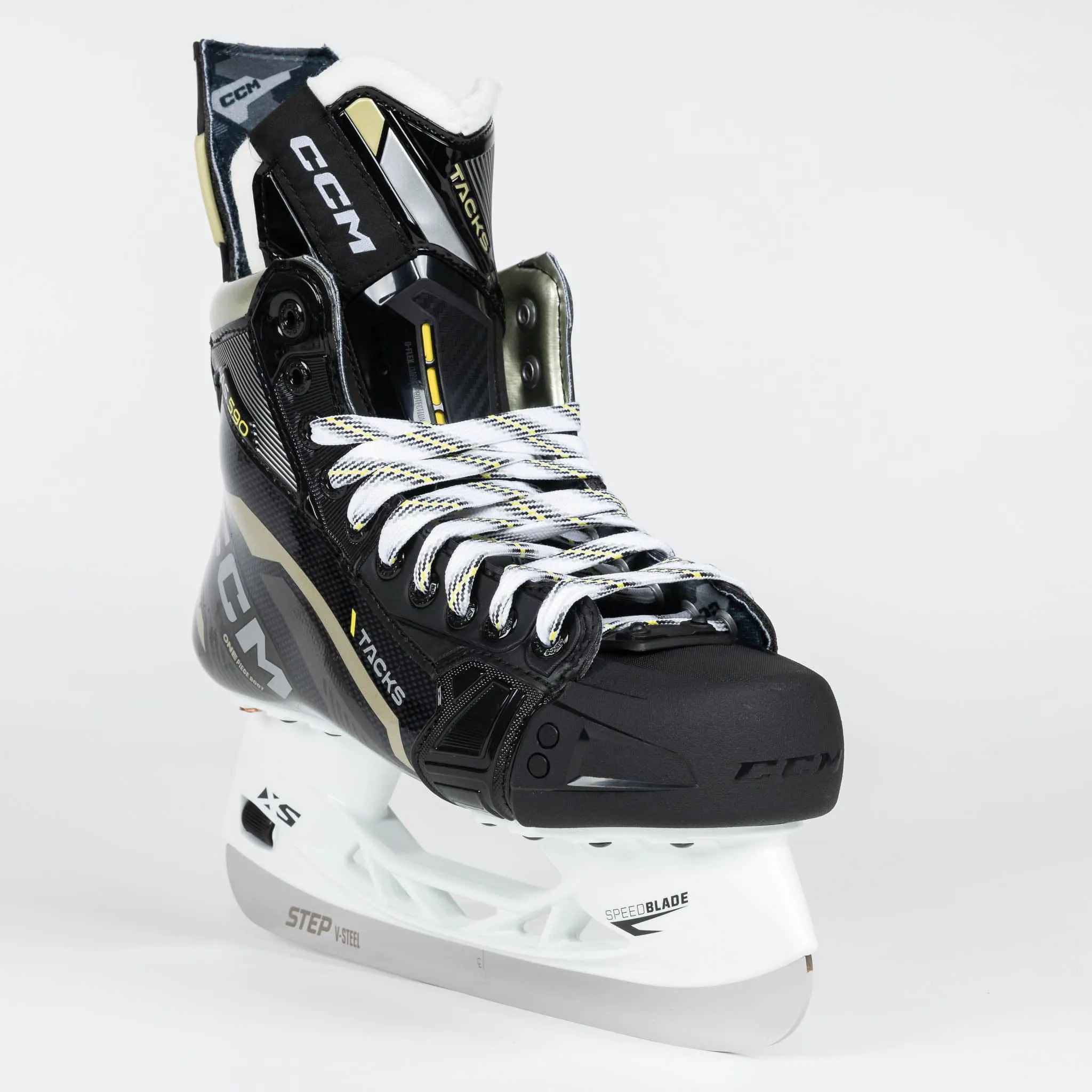 CCM Tacks AS590 Intermediate Hockey Skates
