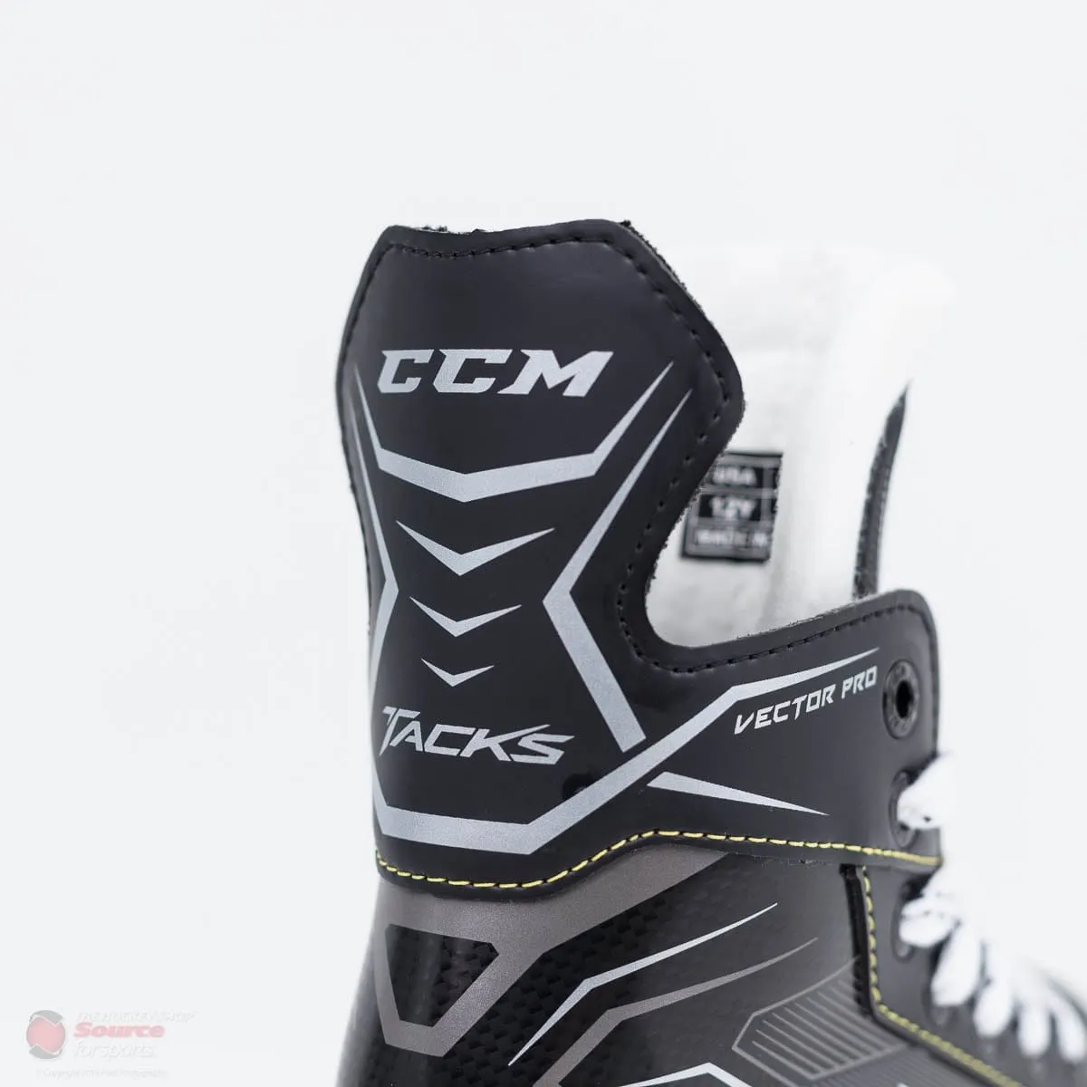 CCM Tacks Vector Pro Youth Hockey Skates (2018)