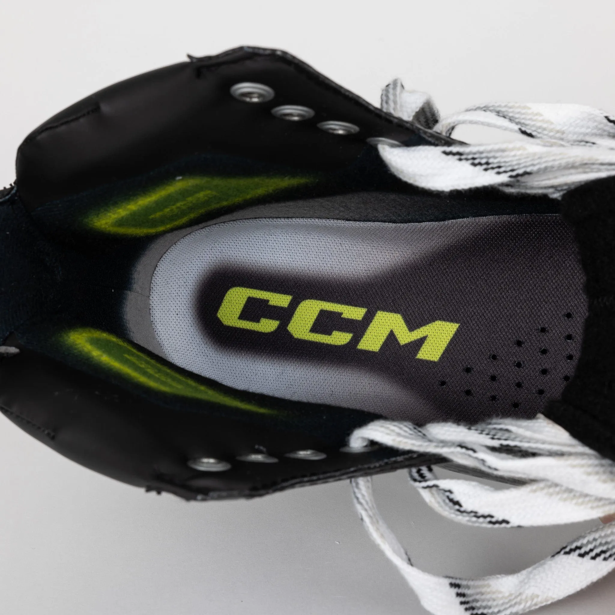 CCM Tacks XF80 Intermediate Hockey Skates