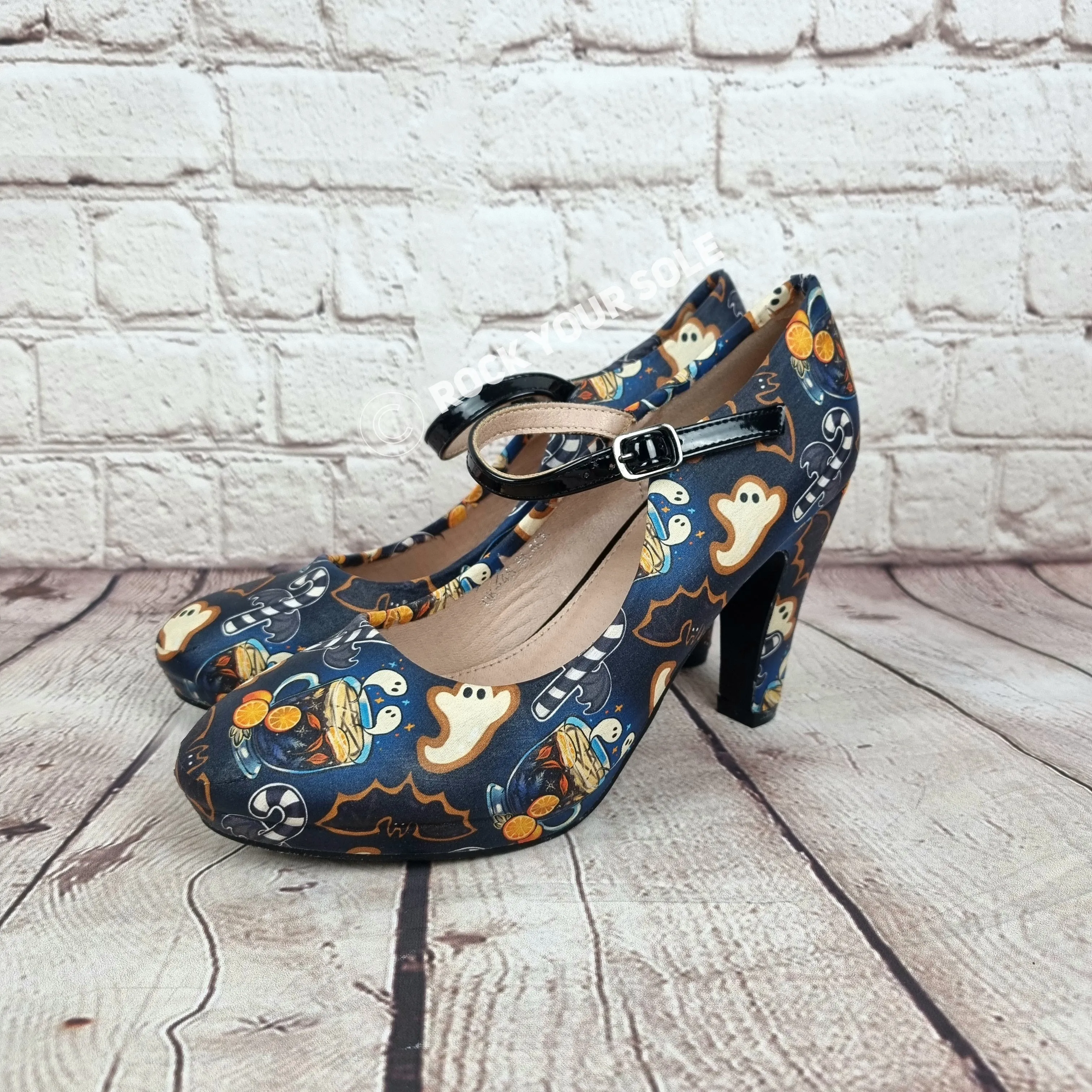 Christmas Ghost Tea 4inch heels with staps