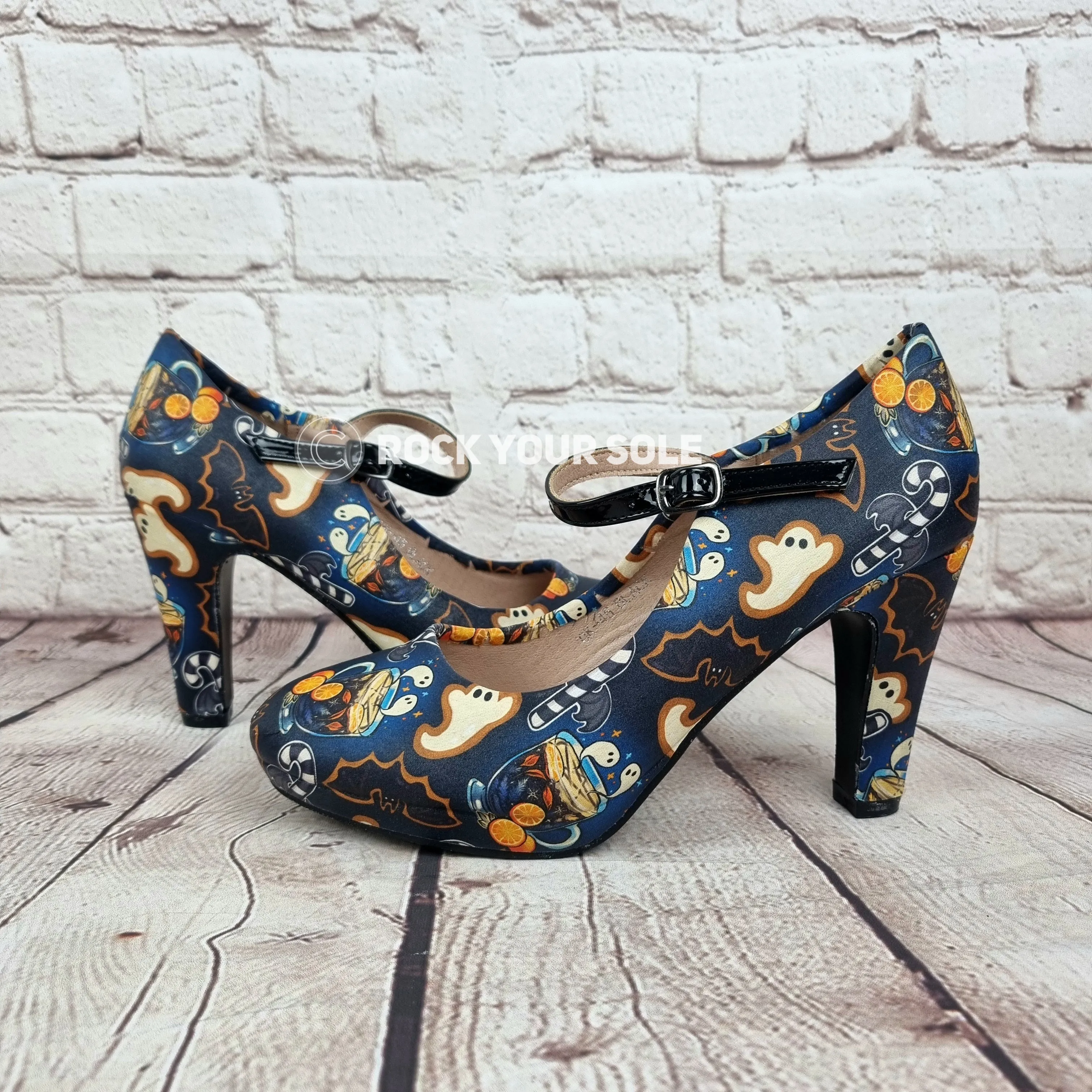 Christmas Ghost Tea 4inch heels with staps