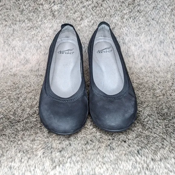 Dansko Kristen Ballet Flat Black Women's 36