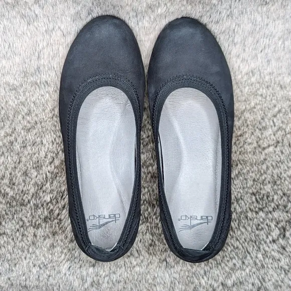Dansko Kristen Ballet Flat Black Women's 36
