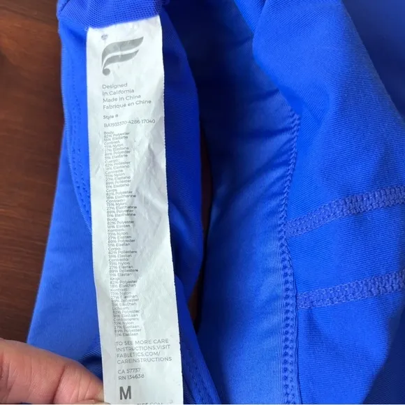 Fabletics No-Bounce High Impact Sports Bra in Electric Blue Size Medium
