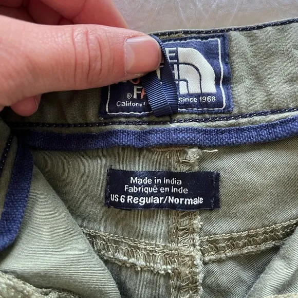 Green The Noeth Face Day hike shorts