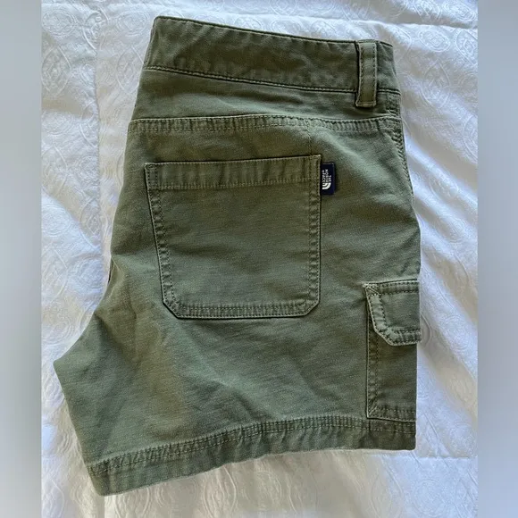 Green The Noeth Face Day hike shorts