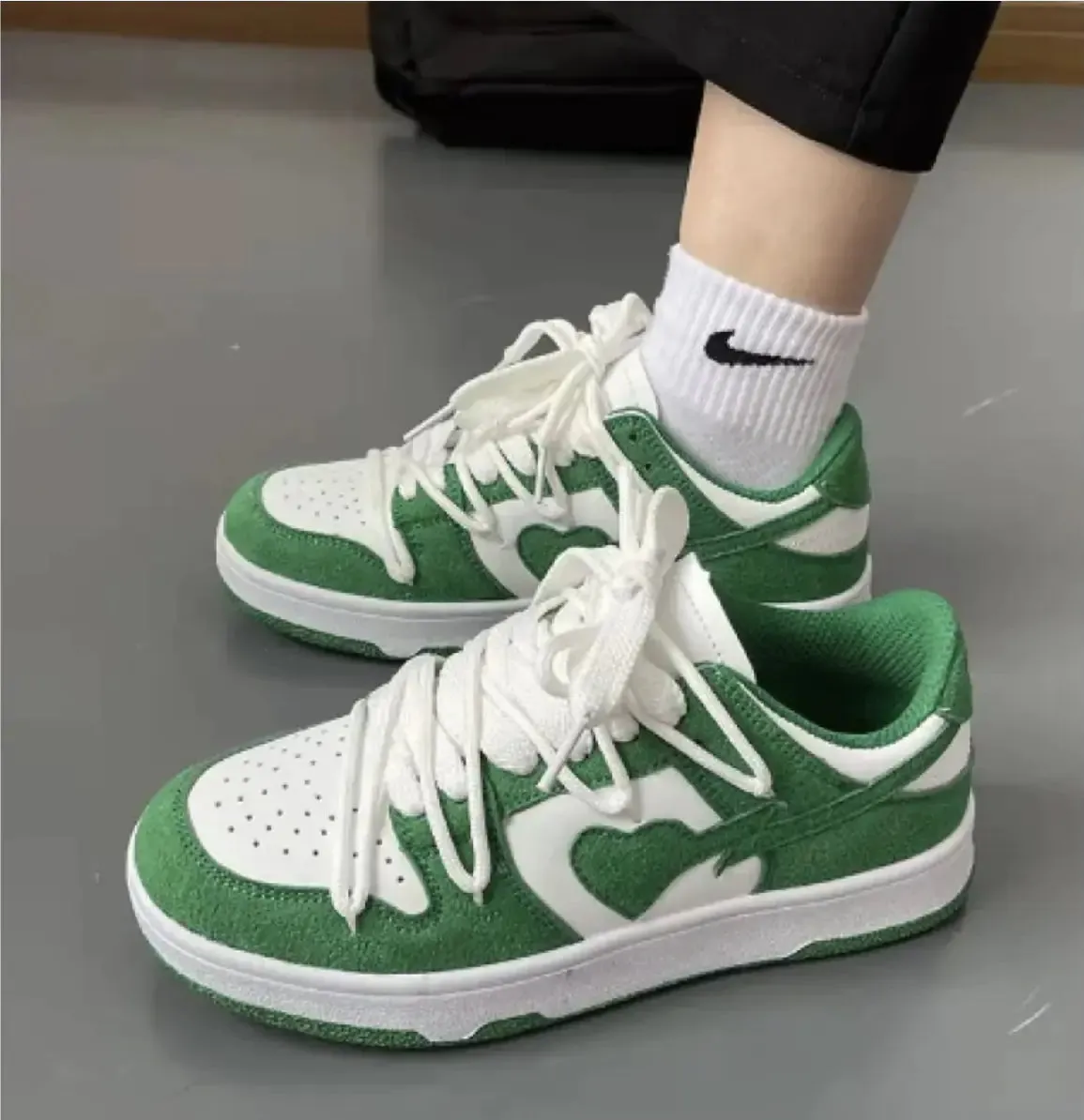 Haze Skate Couples Sneakers