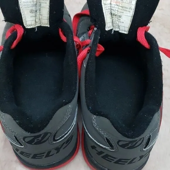 HEELYS SKATE SHOES, SIZE 6
