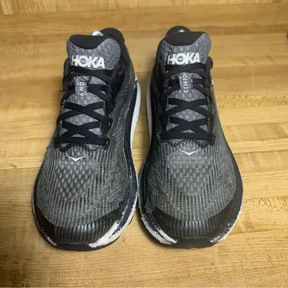 Hoka One One Y Clifton 9 Shoes Youth Size 4 MD 1131170-BWHT Black White