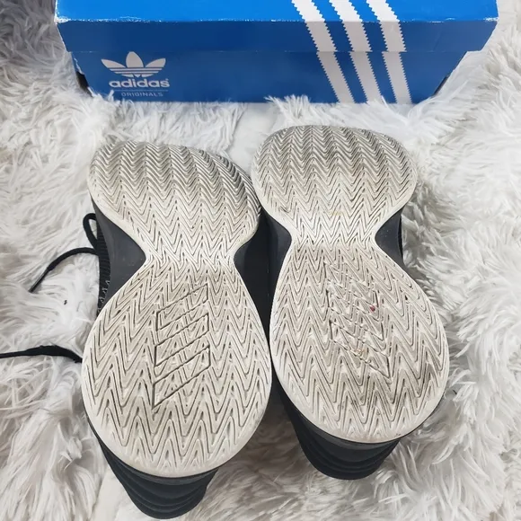 Kids Adidas Gray Stich sneakers size 6.5y