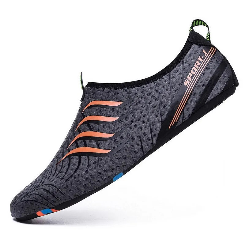 Lightweight Water Sneakers Women Swimming Slippers Oversize Aqua Shoes Quick-Drying Beach Walking Sandals Soft Flat Yoga Sneaker