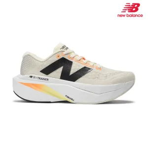 New Balance Women FuelCell SuperComp Trainer V3 - Angora / Mango