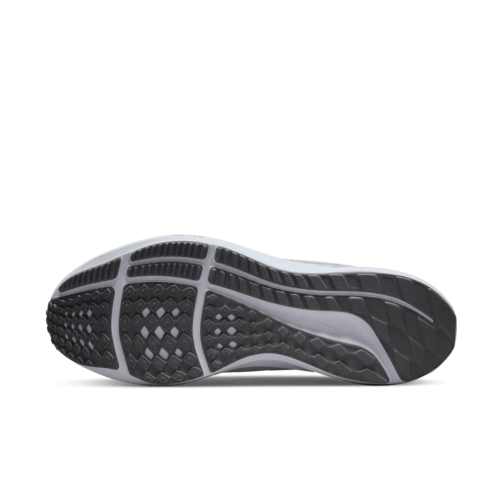 NIKE AIR ZOOM PEGASUS 39