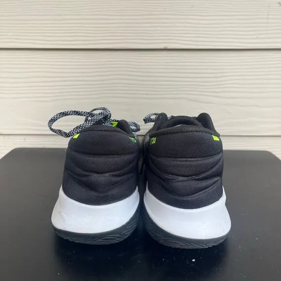 Nike Men's Kyrie Flytrap Black and White Shoes Sneakers Sz 9.5 Style CZ4100-002