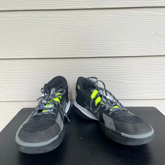 Nike Men's Kyrie Flytrap Black and White Shoes Sneakers Sz 9.5 Style CZ4100-002