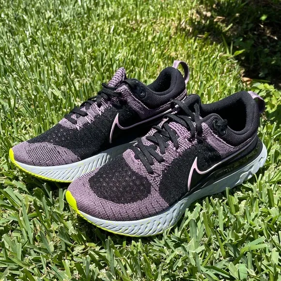 Nike React Infinity🍂🍁Run Flyknit 2 women’s 8.5