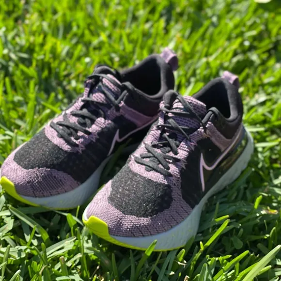 Nike React Infinity🍂🍁Run Flyknit 2 women’s 8.5
