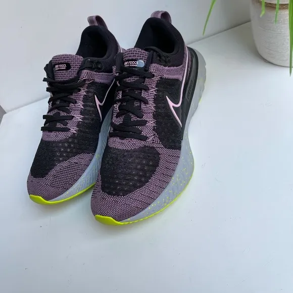 Nike React Infinity🍂🍁Run Flyknit 2 women’s 8.5