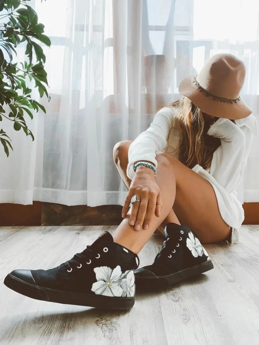 Onyx High Top
