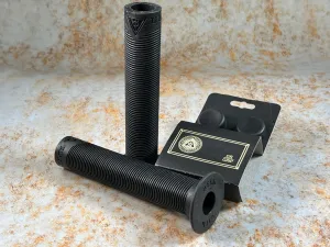 Relic GR Grips