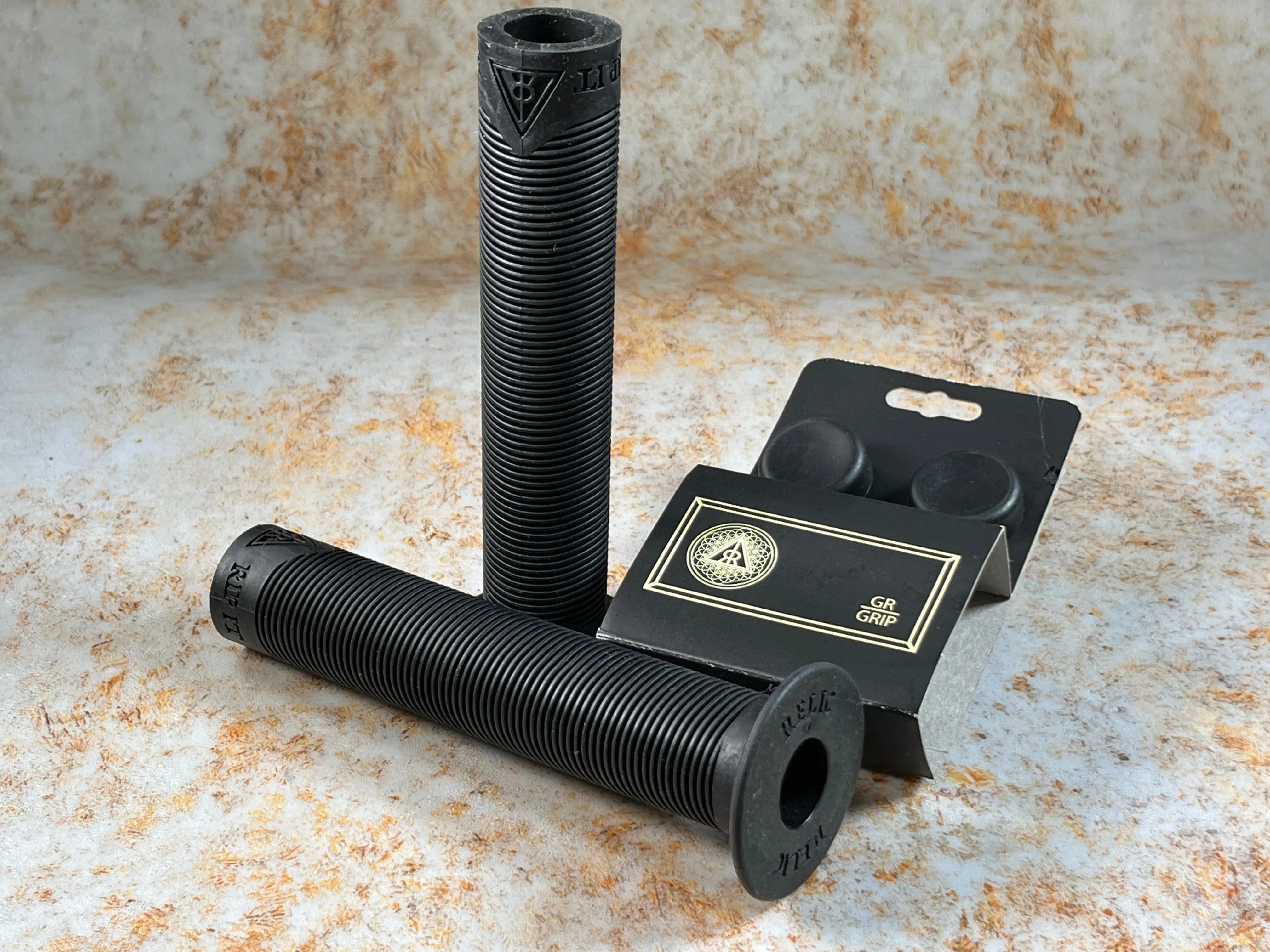 Relic GR Grips