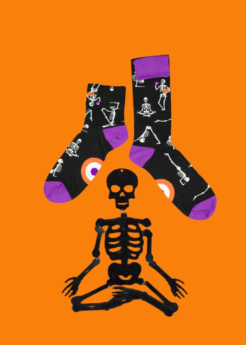 Skeleton Yoga Men's Socks