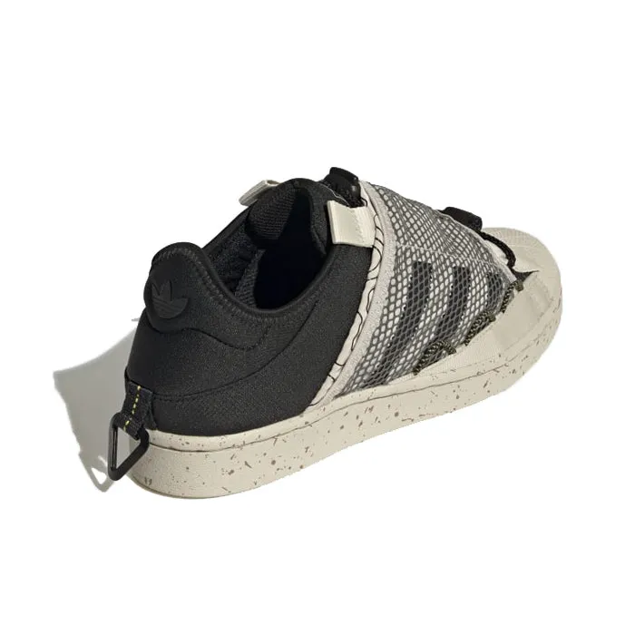 SUPERSTAR