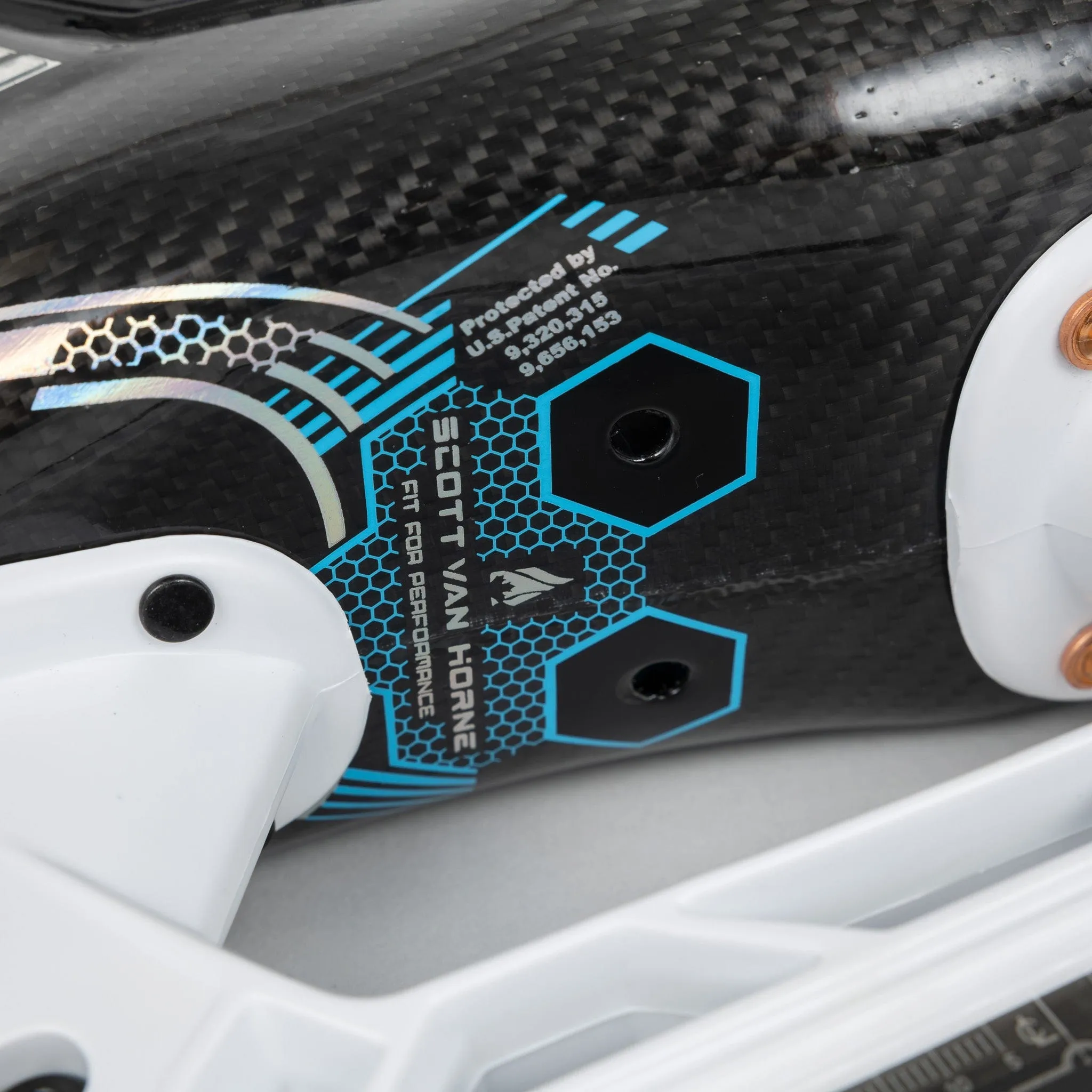 TRUE Catalyst 9X4 Intermediate Hockey Skates