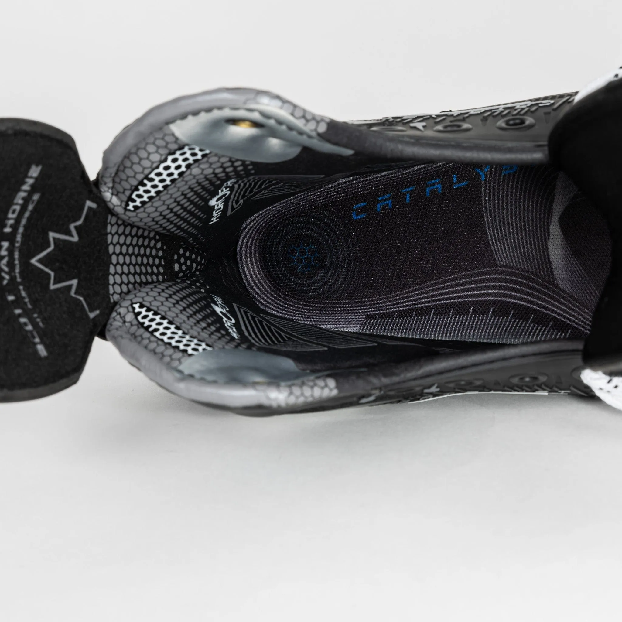 TRUE Catalyst ARC Intermediate Hockey Skates