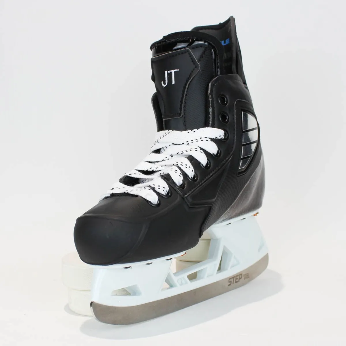 TRUE Player Junior Hockey Skates - Pro Stock - VH Holder - "JT" - Size 5
