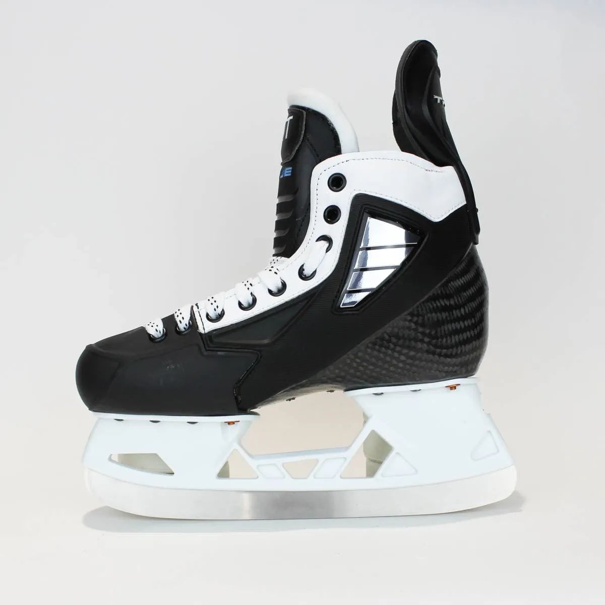 TRUE Player Junior Hockey Skates - Pro Stock - VH Holder - White Side - "NAT" - Size 5