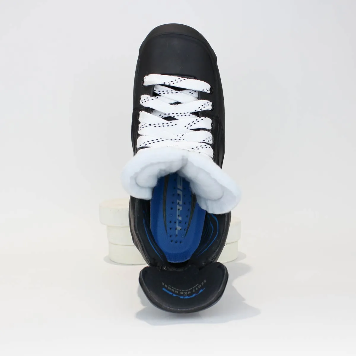 TRUE Player Senior Hockey Skates - Pro Stock - VH Holder - White Felt Tongue - Size 7