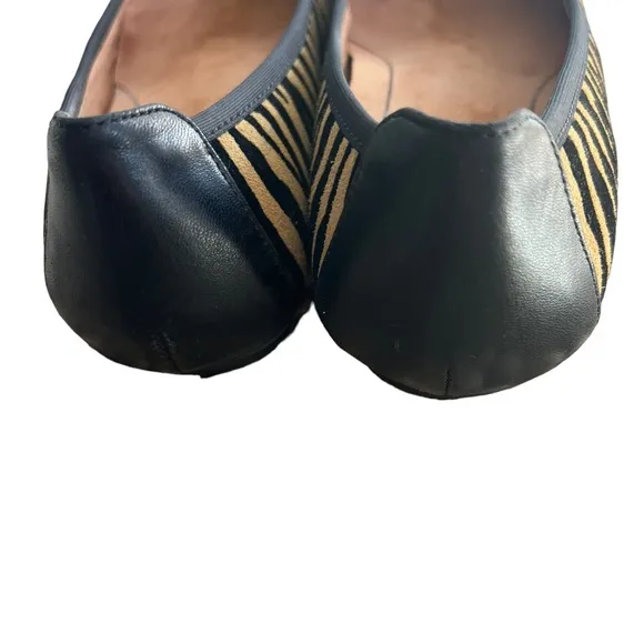 Vionic ladies ballet flat style leather Minna  tiger print size 8 excell…