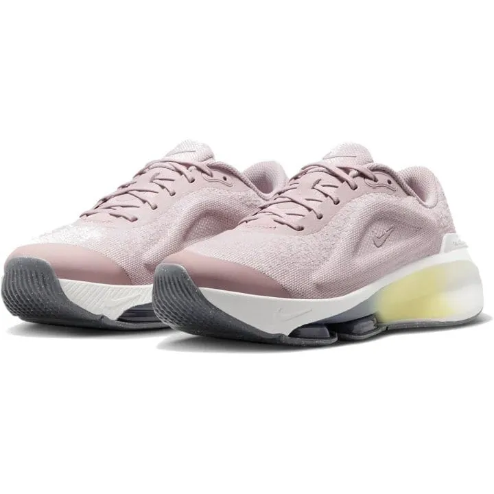 W NIKE VERSAIR