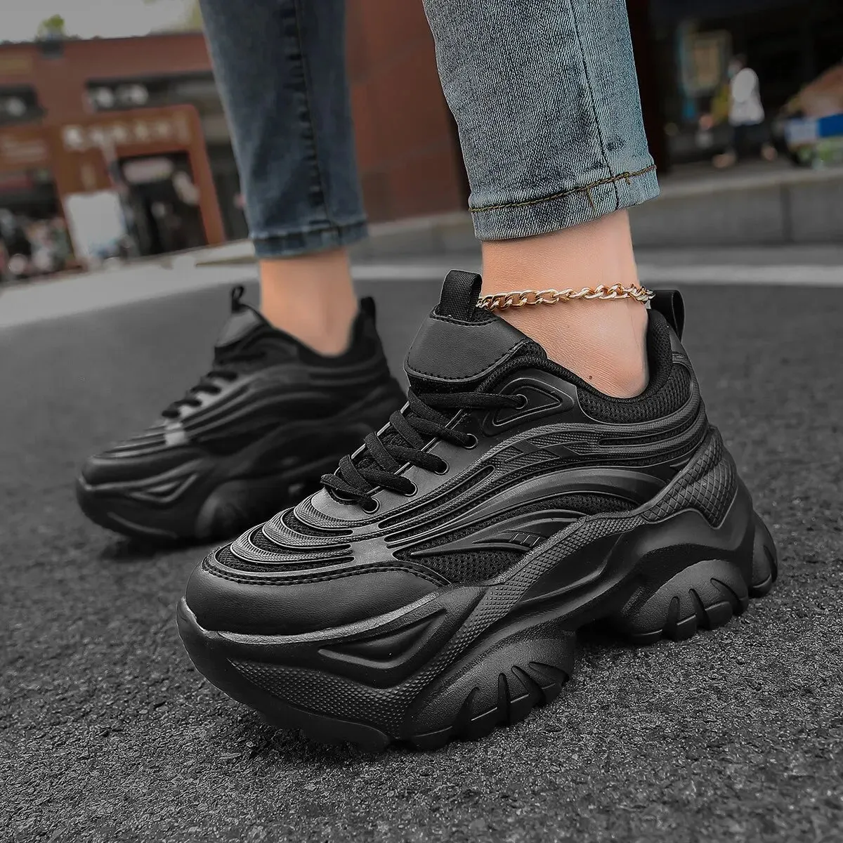 Women's Casual Sports Shoes Solid Color Ultra-light Height-increasing Running Shoes Comfortable and Versatile Daily Casual Shoes